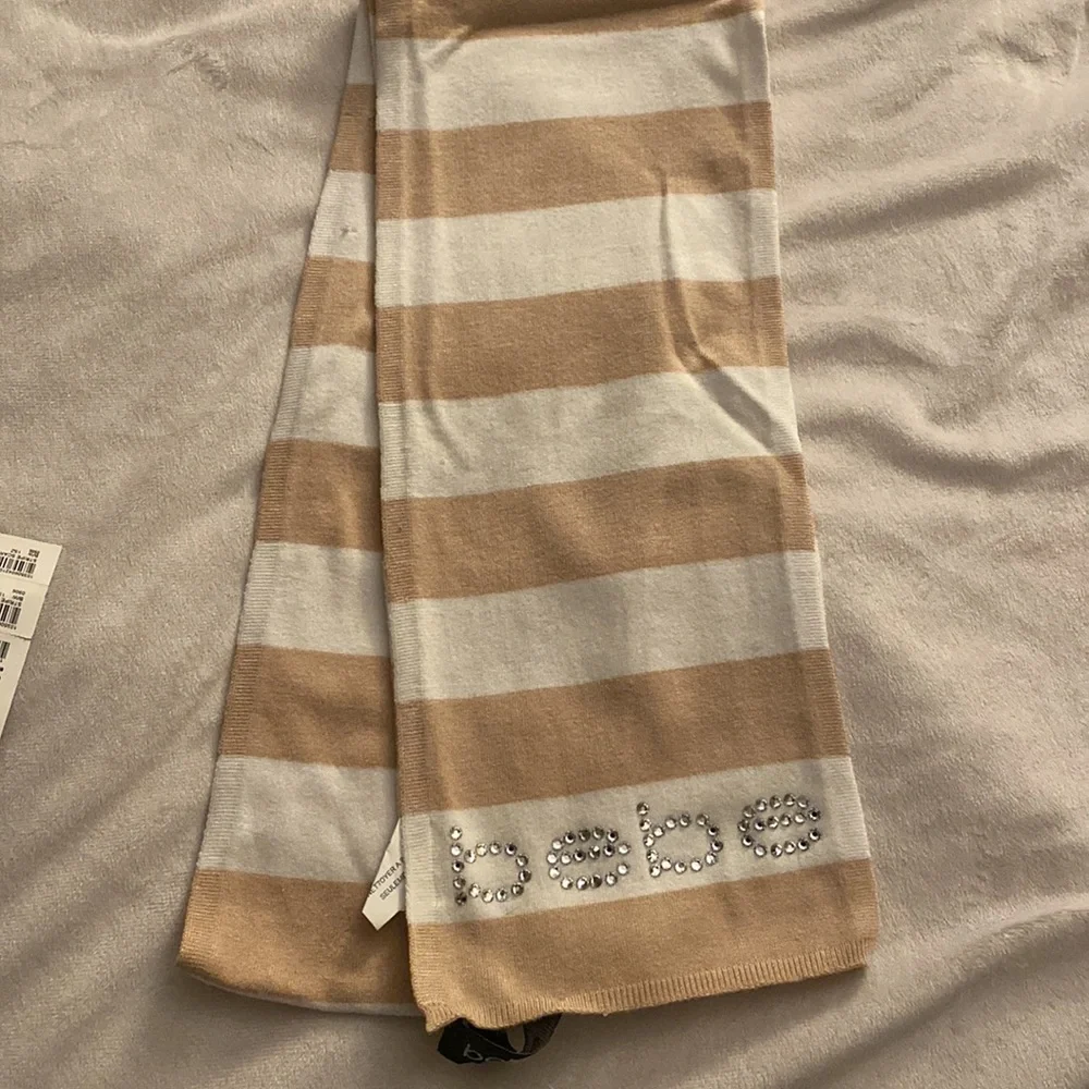 NWT BEBE Beanie‎ and Scarf Set - Picture 4 of 5